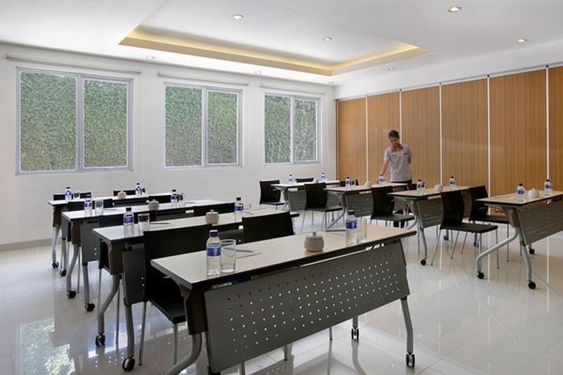 Amaris Hotel Cirebon Zewnętrze zdjęcie